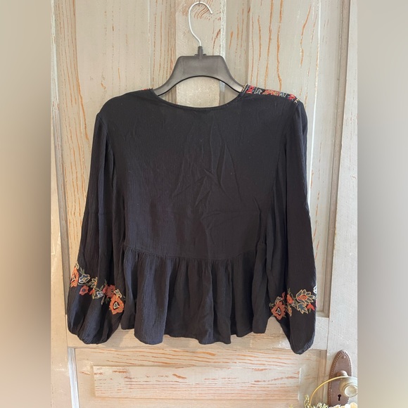 American Eagle boho top - Picture 2 of 5